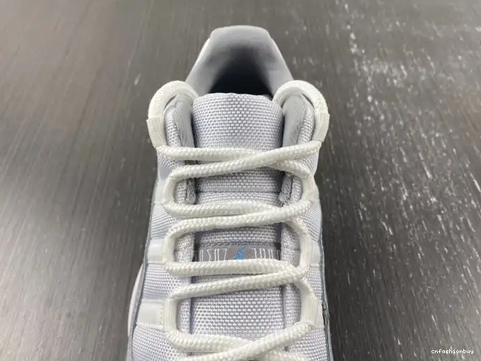 Air Grey Cement Low AV2187-140 Jordan 11 0610